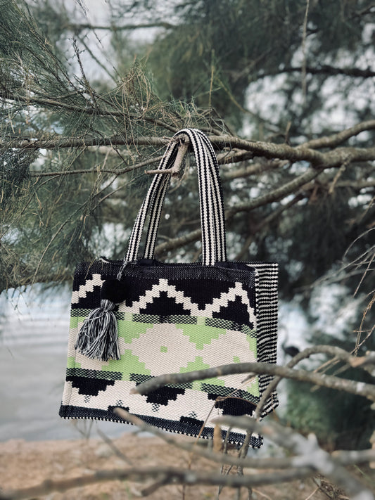Aztec Garden Shopper